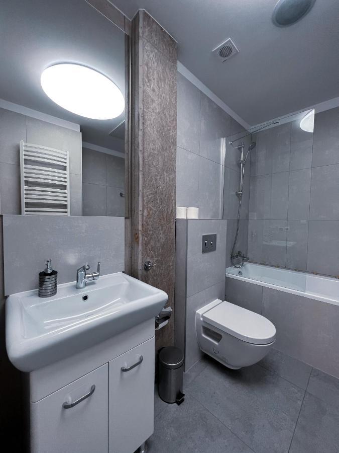 Mojemiedzyzdroje Lu 7B - Luksusowy Apartament 100 Metrow Od Morza Exteriör bild